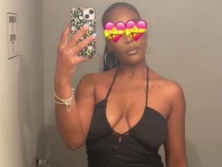 RachelMonroeXO25 profile