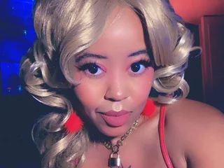 Selinakitty80 profile