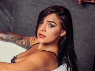 Zyrafortunne profile