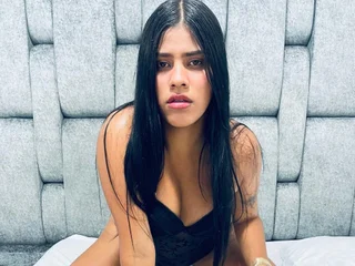 amazonaANDleo profile