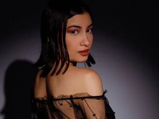 devinesimone profile