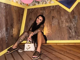 isJessyFoxy profile