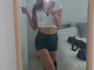 nicnac_toesUK profile