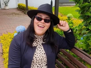 tiffany_glow1 profile