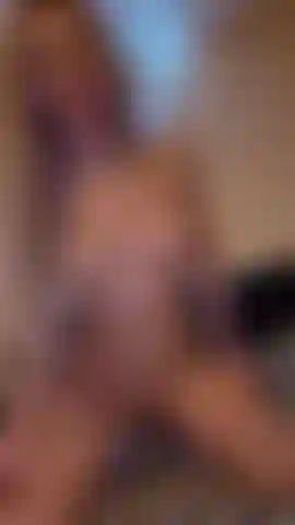 Reite deinen schwanz, bevor ich schlafen gehe.