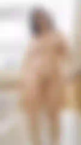 Ich habe eine sexy dusche im badezimmer genommen.