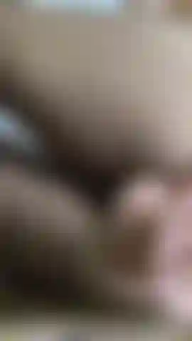 Orgasmus-fick auf dem tisch.