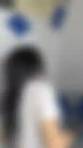 Komm mit mir unter die dusche.