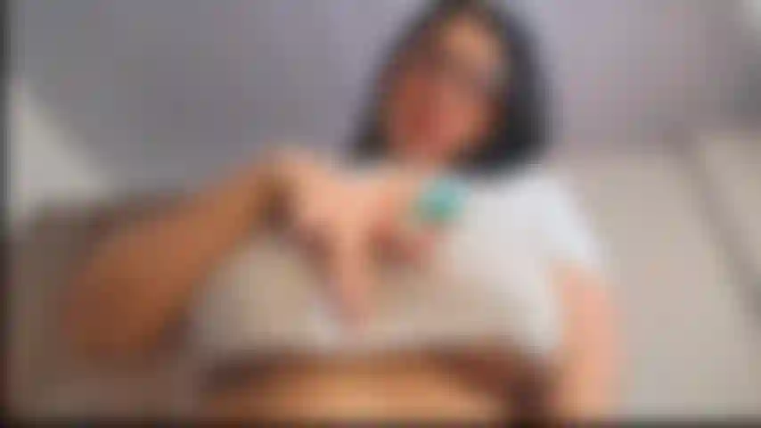 I bounce my tits in your face