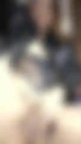 Ich masturbiere mit meinen langen fingern in meiner muschi.