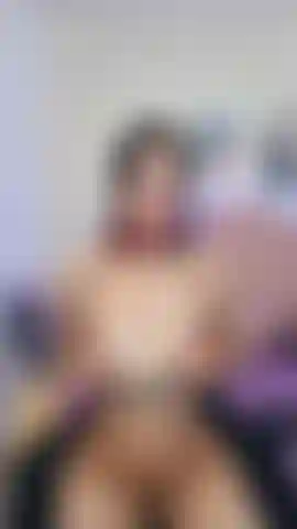 Bring mich zum stöhnen, langsam.