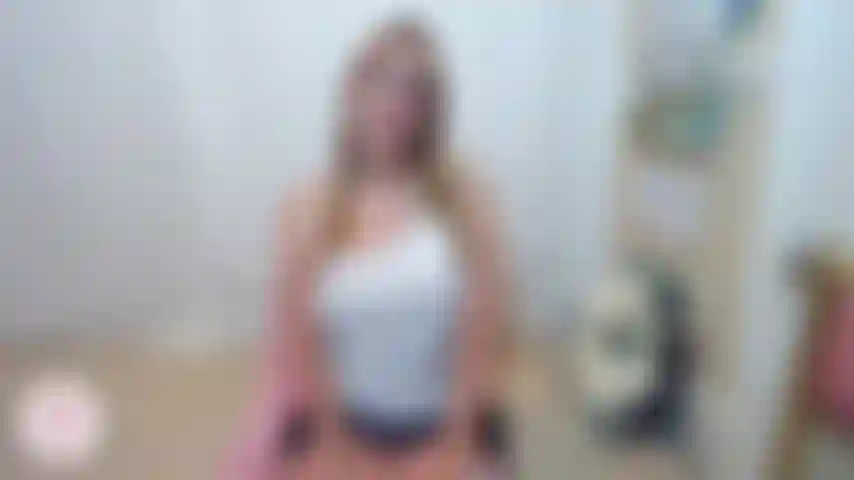 Der perverse panty bekommt, was er verdient.