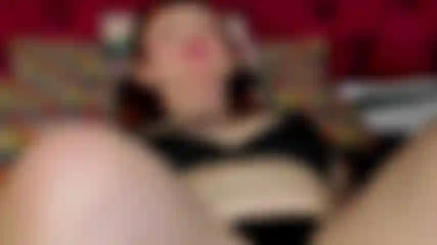 Meine klitoris vibriert für mich.