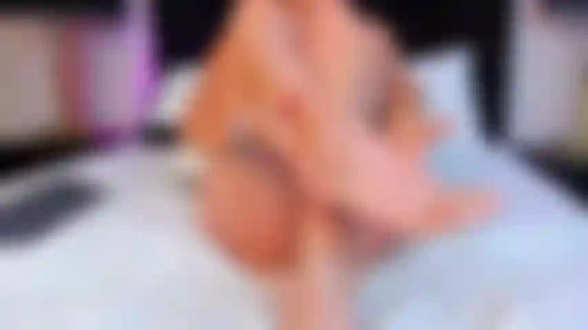 My oiled feet slide down your cock, follow my instructions and explode!