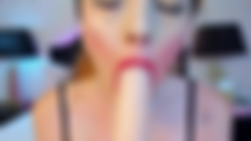 Meine sexy lippen auf deinem schwanz, wenn ich spüre, wie er hart wird, wird meine muschi ganz feucht. Hilf mir bei dieser hitze und feuchtigkeit und fick mich.