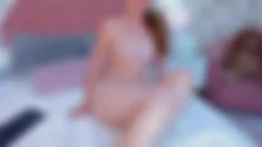 Lass meinen arsch seine arbeit machen, er hüpft, während dein schwanz mich fickt, er wird dich explodieren lassen, das gefällt dir, oder?