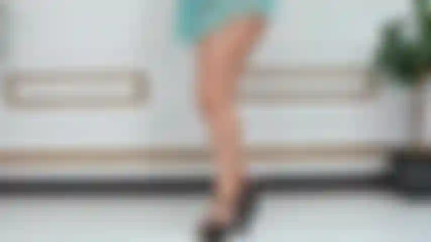 A hot, very accommodating MILF—are you waiting for her to give you the best orgasm?🔥