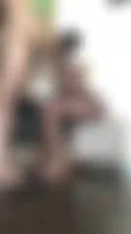 Lutsche eine session mit sperma auf den titten.