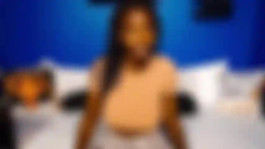 Seltene anbetungssitzung mit haarigen achseln.