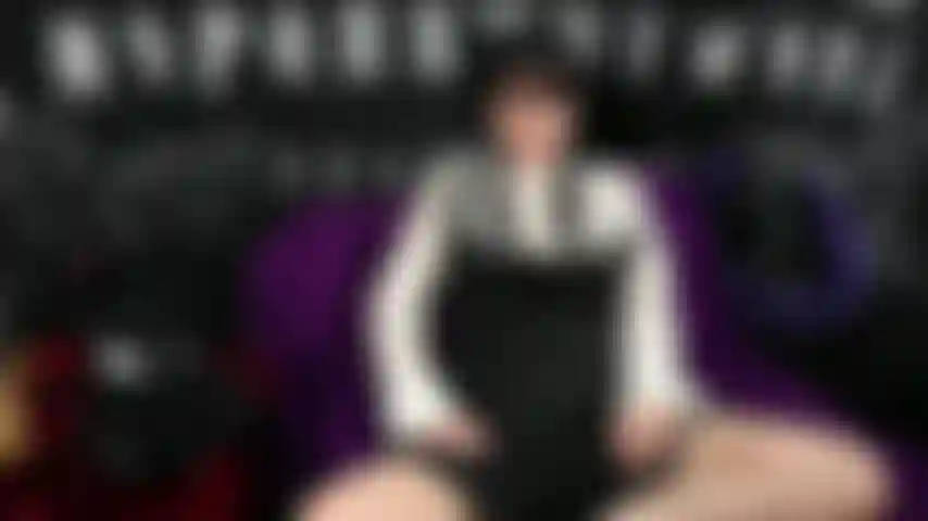 Wednesday addams fickt dich.