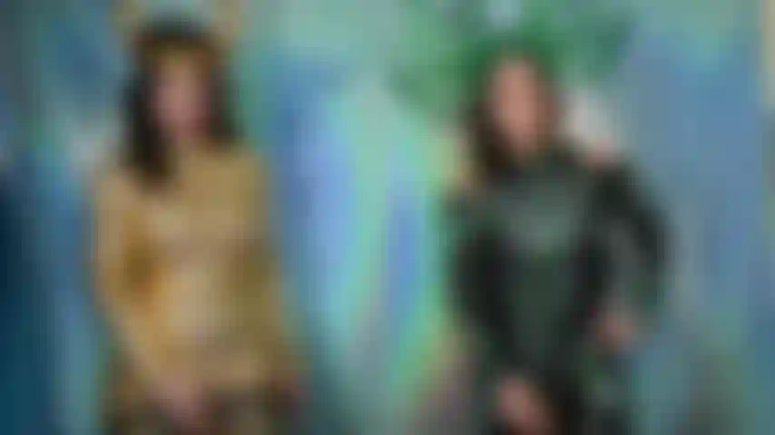 Hela und loki strap-on-dominanz.