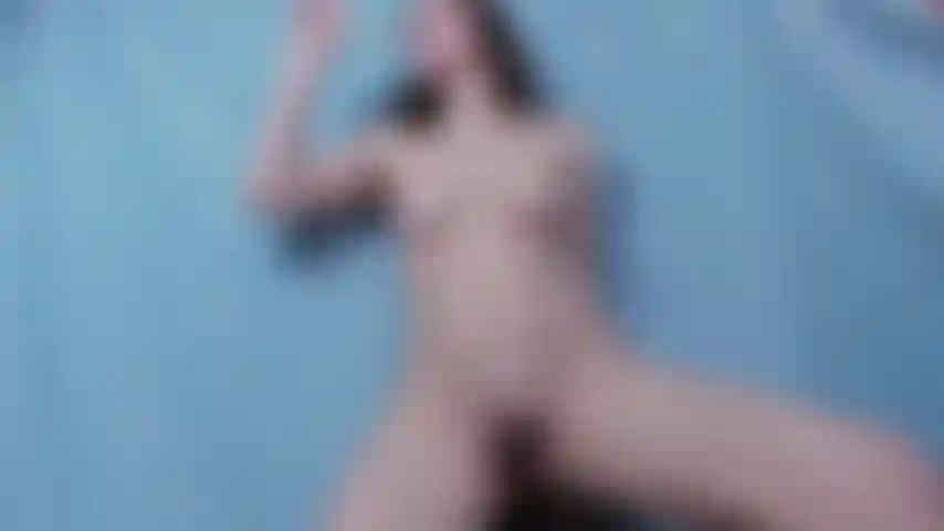 Masturbation mit glasdildos am silvesterabend.