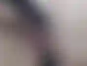 Nahaufnahme anal und doppelpenetration! Ich liebe es, zuerst meinen arsch ficken zu lassen, bevor ich meiner muschi eine besondere stimmung verleihe. Dann habe ich es geliebt, doppelt gestopft zu werden, während eine dritte schwingung meinen kitzler neckt!