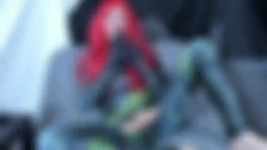 Poison ivy orgasmen mit duo-motor-kaninchen-vibe. Intensive orgasmen, während sie schmutzig über harley quinn, männer und die weltherrschaft spricht!