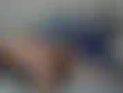 Dankbar für deine masturbation – danke für all deine unterstützung. Ich mache einen sexy kleinen striptease in meinem seidennachthemd und masturbiere mit meinem dildo auf dem befreierkeil. Ich werde so nass und komme viel!