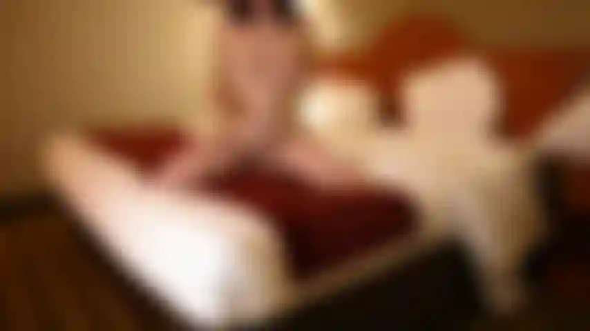 Striptease und intensives mehrfachspritzen.