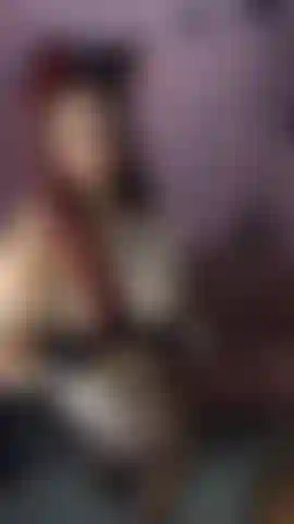 Twerk, Tit tease & spank