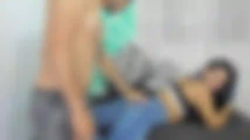 Köstlicher blowjob mit abspritzen in meinen mund.