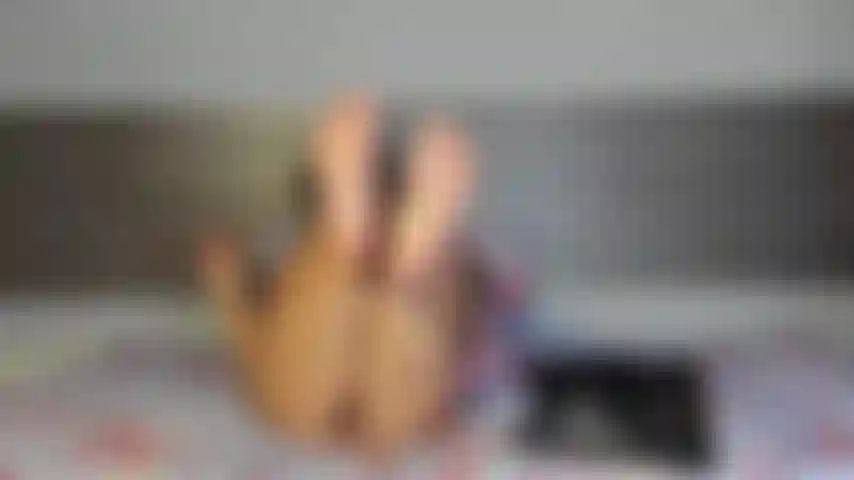 CUM FOOT SHOW!! Look at my beautiful feet. I love putting them on your face, rubbing them, sucking them and caressing them. Do you like them in your mouth? Then I put them on your delicious big hard cock. Then you fuck me on all fours while you look at my delicious feet, so you can rub and caress them. Then you fuck me in the missionary position, so that your feet are on your chest and mouth, and you finish with a delicious cumshot on my sexy feet.