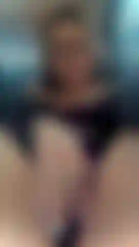 THEY FUCK ME IN A CAR IN PUBLIC