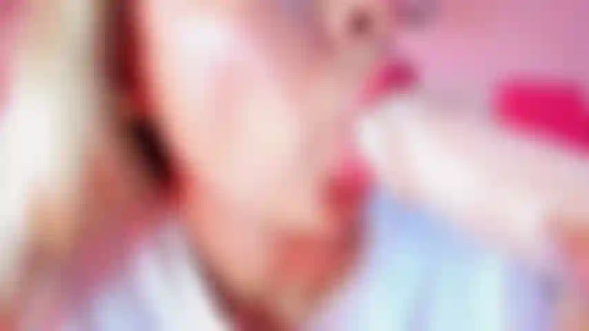 Lass dein sperma in meinem mund.