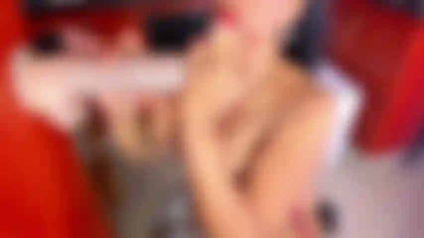 Blowjob mit meinem großen dildo.