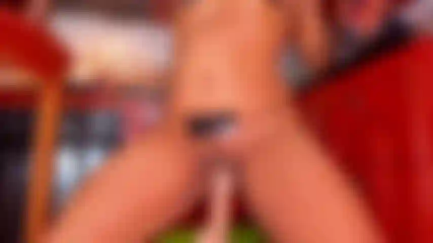 Habe lust, in der küche auf dem dildo zu reiten, wenn ich alleine bin!!!