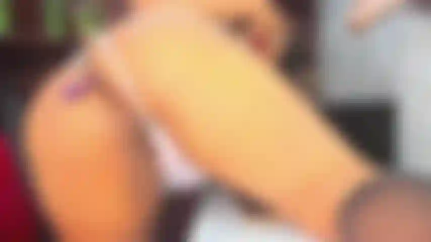 Finger und dildo in meinem arsch.