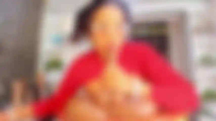 Ich lutsche deinen verzweifelten schwanz.