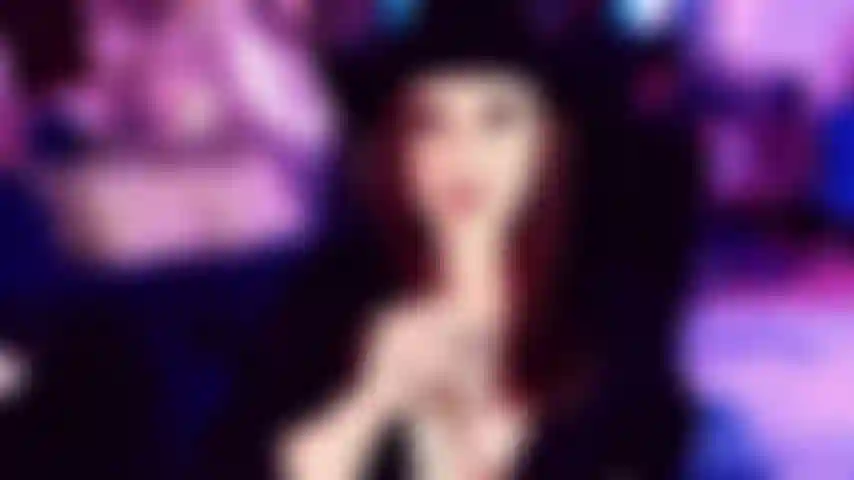 Herablassendes cowgirl sph – außer dass dieses video mehr als bloßes sph ist. Es ist auch eine wichsanleitung schritt für schritt mit einem country-akzent, der zu meinem cowgirlhut passt. Ja, die kleinen müssen jetzt auch mal raus, um einen guten galopp zu machen, oder?