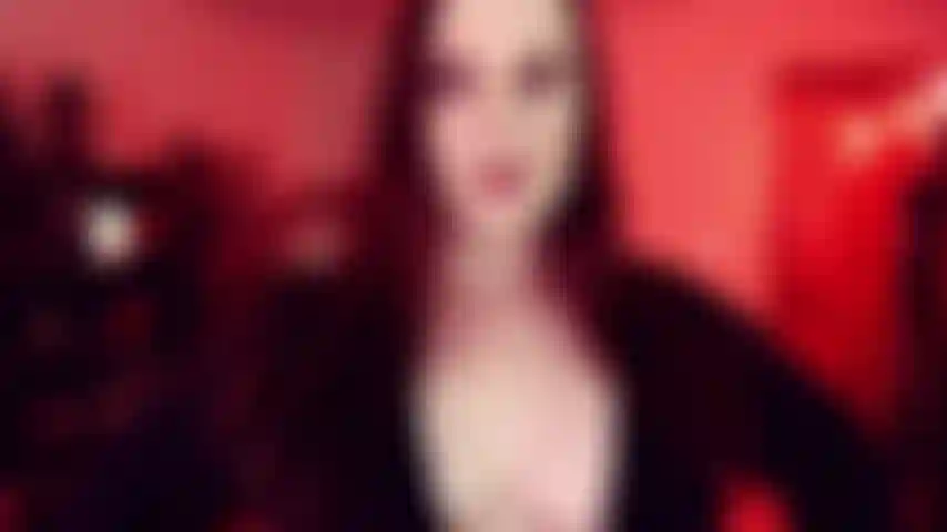 Joi für höschenköpfe - hast du schon mal mit einem höschen auf dem kopf gewichst? Den kleinen schmutzigen schritt am liebsten bis zur nase so schön fest zusammengepresst. Vielleicht mit einem höschen, das genauso sexy ist wie dieses satinhöschen?