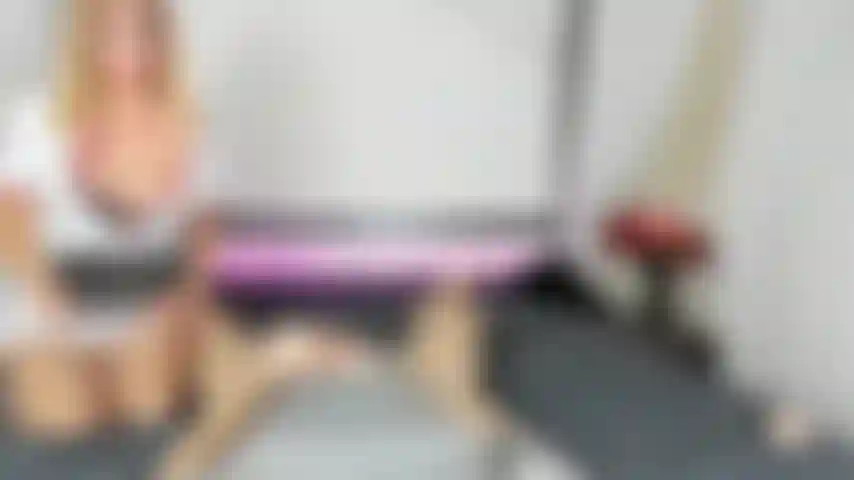 Krankenschwester sahara behandelt sie wegen covid.