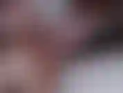 Schnelles tittenficken in zeitlupengesichtsbehandlung.