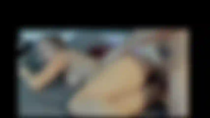 Saharas enger kleiner arsch wird gevögelt und mit sperma bedeckt!