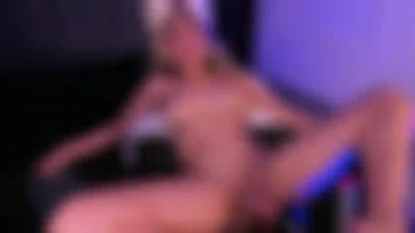 WET PUSSY UNTIL SQUIRT - UR FOXY