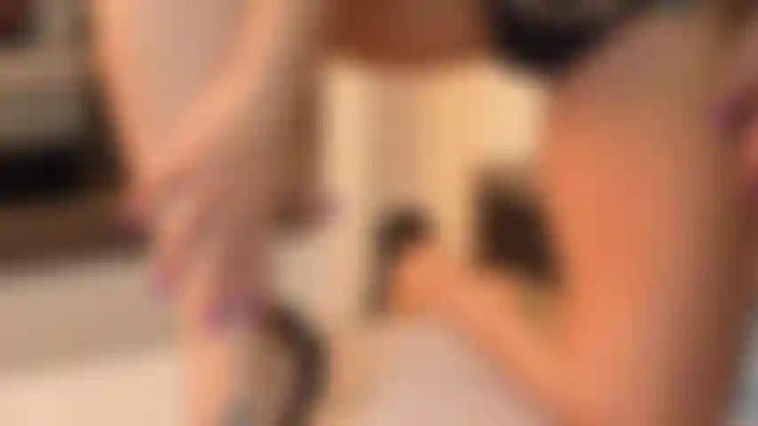 Come accompany me, I'm very hot