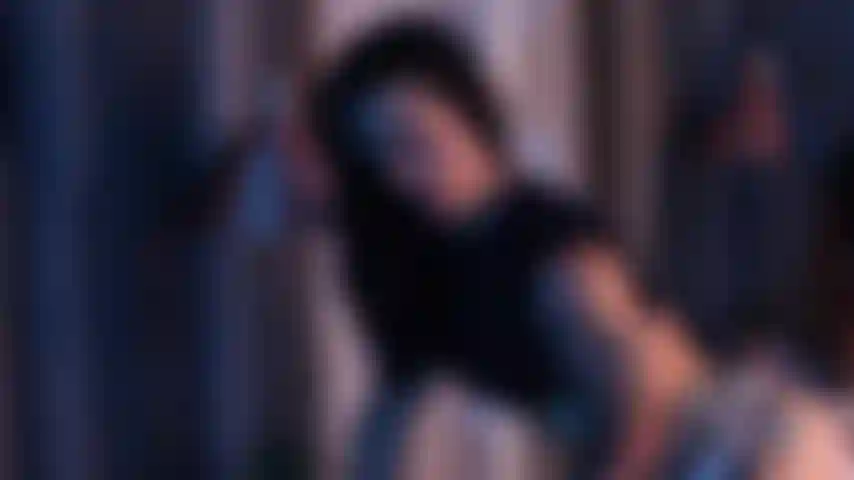 Trainiere mit gewichten.