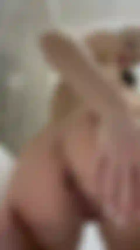 Die in der badewanne reitet – sieh mich von unten!