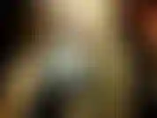 Ein koketter süßer freund, der dich mit deinem mund eine schuld begleichen lässt.