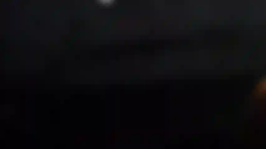 Gape und spreizung ganz nah.